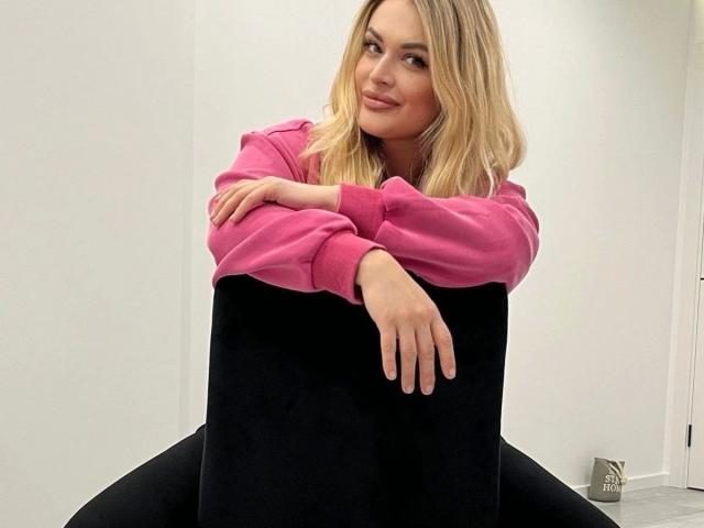 FlirtyPeach-hot - Live porn &amp; sex cam - 25648169