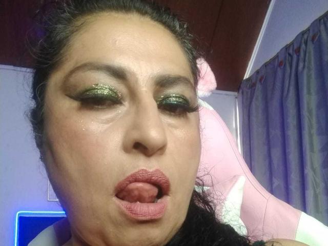 Keyla69Hot - Live porn &amp; sex cam - 25652189