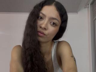 ClarelandsWell - Live porn &amp; sex cam - 25652501