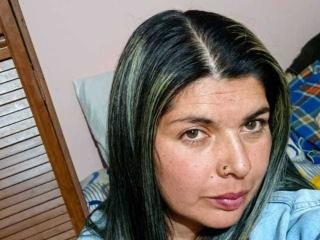 ZafiroYeux - Live porn &amp; sex cam - 25653813