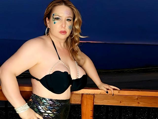 TitanicTits - Live porn &amp; sex cam - 25654357