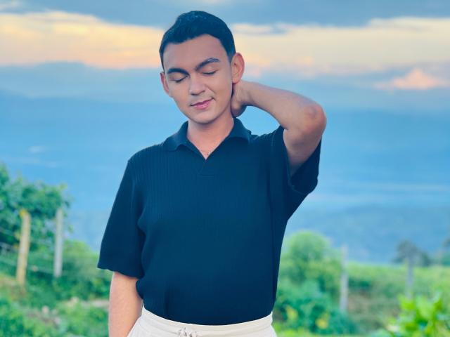 DeusBeauty - сексуальная веб-камера в реальном времени - 25654401