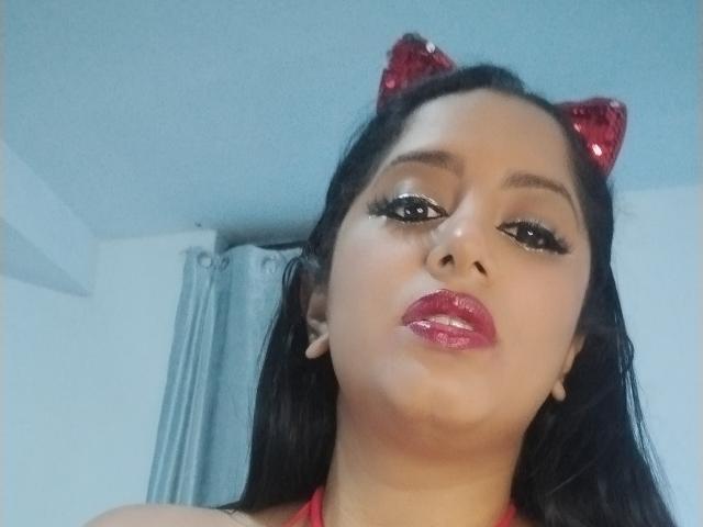 MariaCatalina - Sexe cam en vivo - 25658849