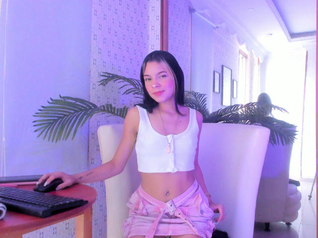 LunaFreya - Live sex cam - 25665245