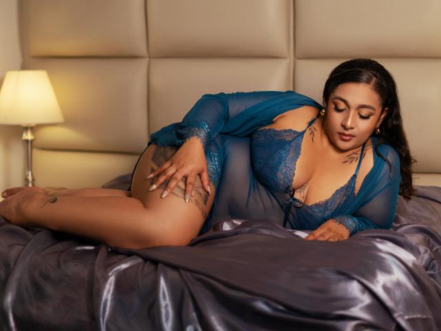 ViickyLee - Live porn &amp; sex cam - 25665933