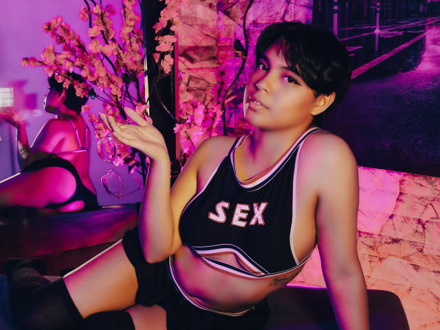 NiaLe - Live porn &amp; sex cam - 25666437