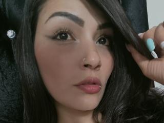 AliceGiorgia - Live Sex Cam - 25668165