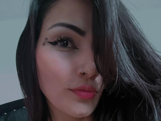 AliceGiorgia - Live sex cam - 25668265