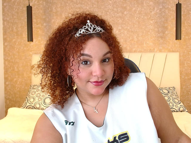 YeraCarey - Élő pornó és szexkamera - 25668485