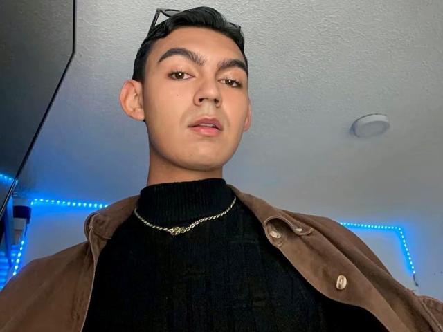 DeusBeauty - Live Sex Cam - 25669017