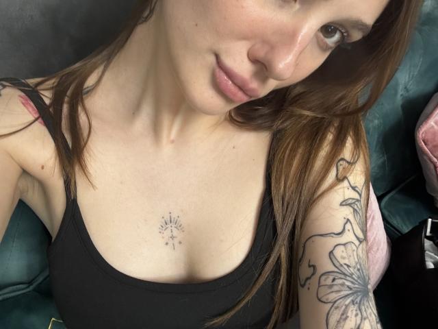 SensualMila - Live porn &amp; sex cam - 25669813