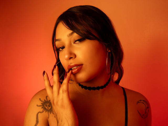 KatianPierce - Live porno og sexkamera - 25671105