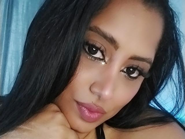 MariaCatalina - сексуальная веб-камера в реальном времени - 25672397