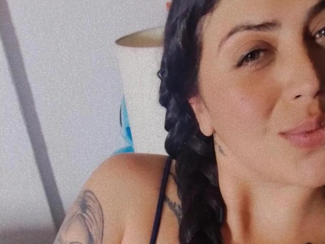 PamelaJonness - Sexe cam en vivo - 25672741