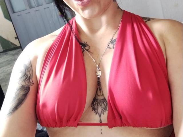 PamelaJonness - Camera khiêu dâm &amp; quyến rũ trực tiếp - 25672753