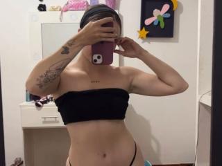 LouiseBallen - Sexe cam en vivo - 25677161
