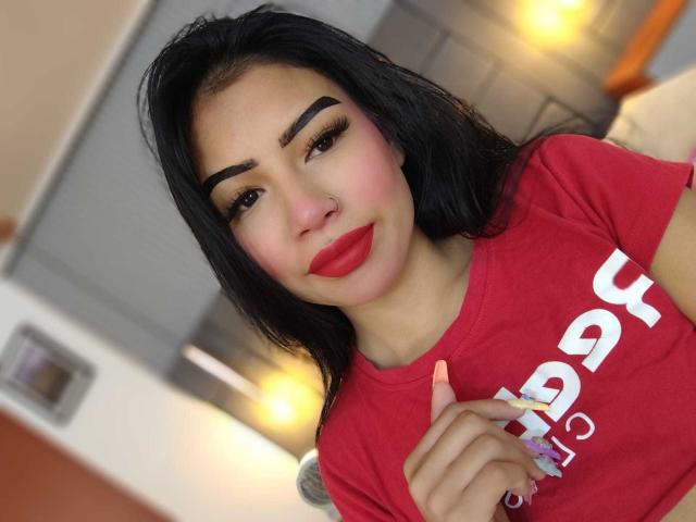 AlessaCorrea - Élő pornó és szexkamera - 25689169