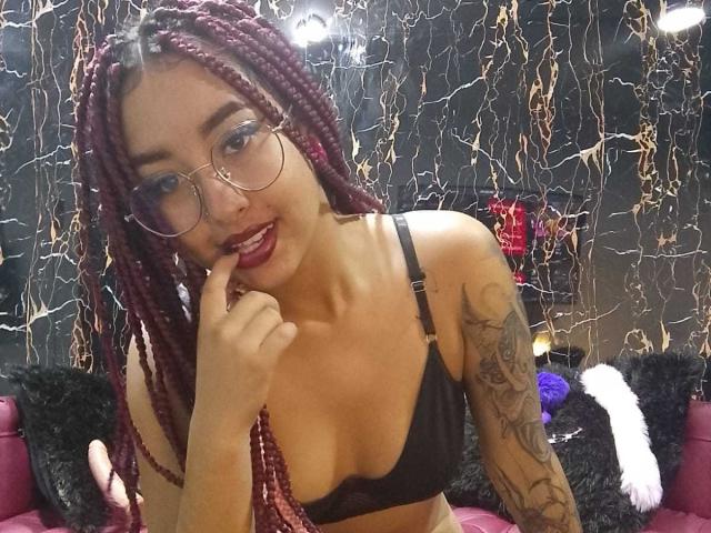 AryVixen - сексуальная веб-камера в реальном времени - 25690033