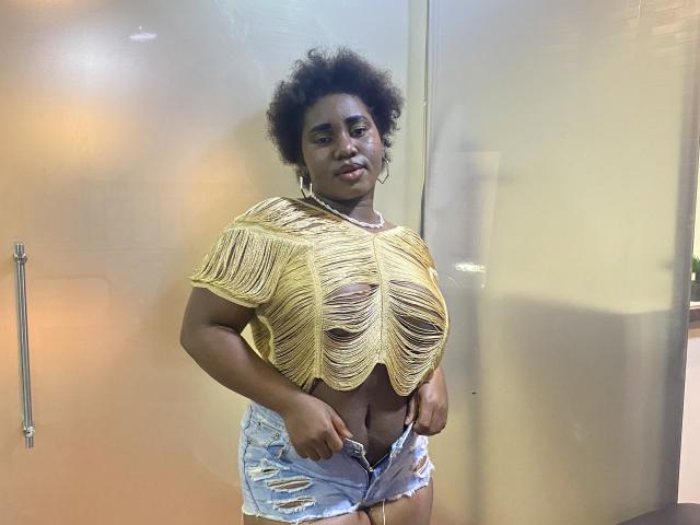 Dilay - Live porn &amp; sex cam - 25690373