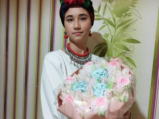 AriaOn - Élő pornó és szexkamera - 25690877