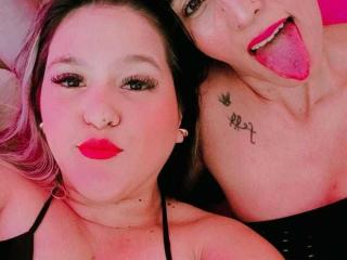 JenniferAndMia - Live Sex Cam - 25695053