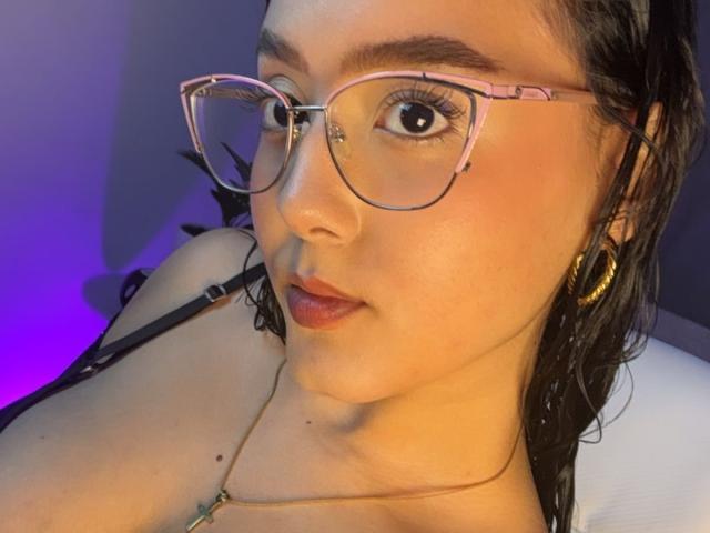 SofiaBrowm - Live porn &amp; sex cam - 25695665