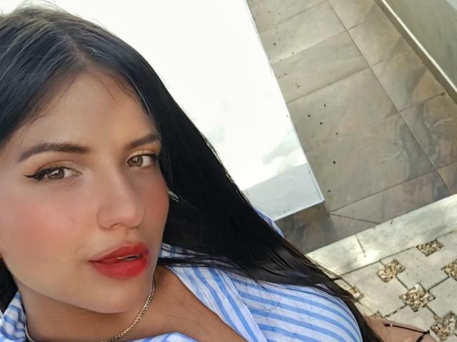 LailaBarker - Porno na żywo i seks kamera - 25698669