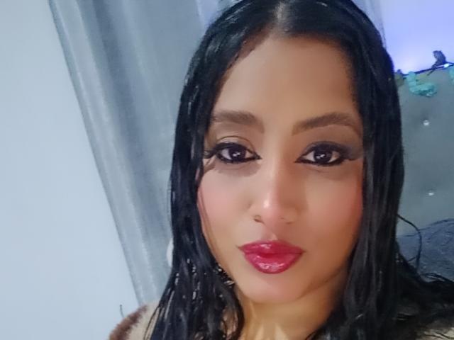 MariaCatalina - Live porn &amp; sex cam - 25699761