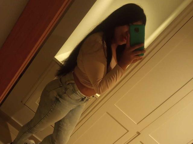 CharlotteXStone - Camera khiêu dâm &amp; quyến rũ trực tiếp - 25700269