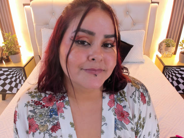 FlaviaSaenz - Élő pornó és szexkamera - 25703581