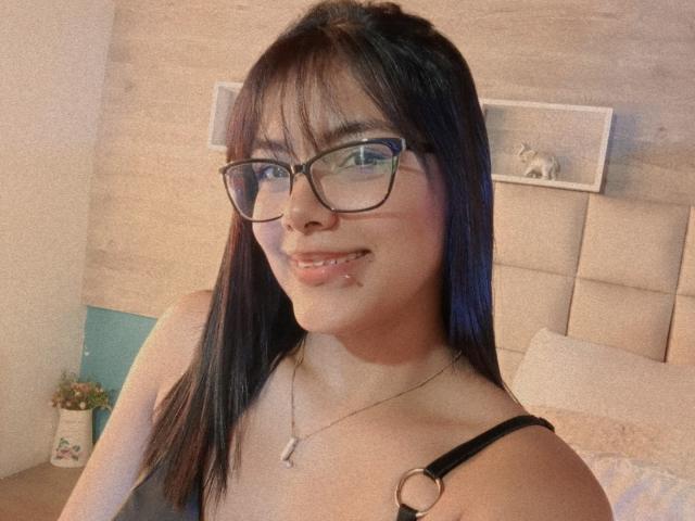 EmilyRobeerts - Camera khiêu dâm &amp; quyến rũ trực tiếp - 25705517