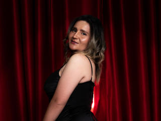 LiliEvanss - сексуальная веб-камера в реальном времени - 25705525