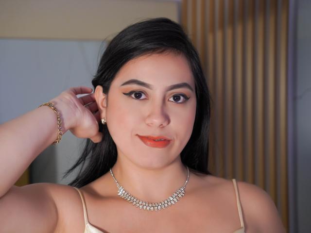 LunaFontana - Live porn &amp; sex cam - 25706201