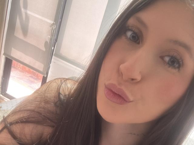 Emmyy - Live porn &amp; sex cam - 25707073