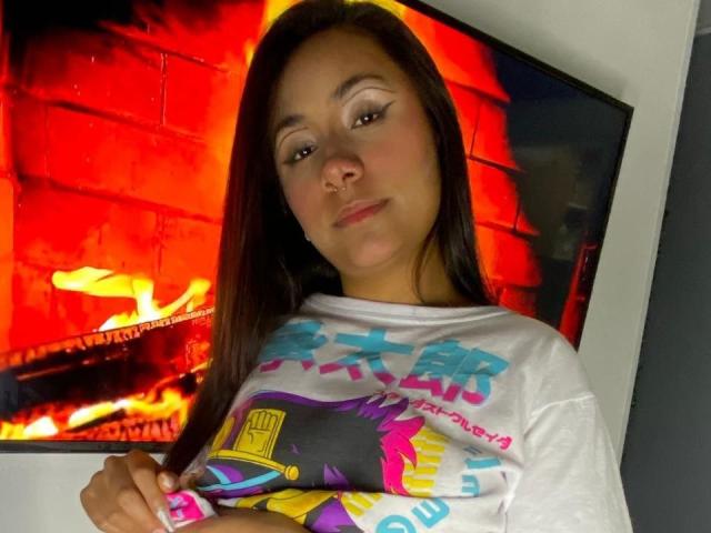 AnaWinslow - Live Sex Cam - 25707689
