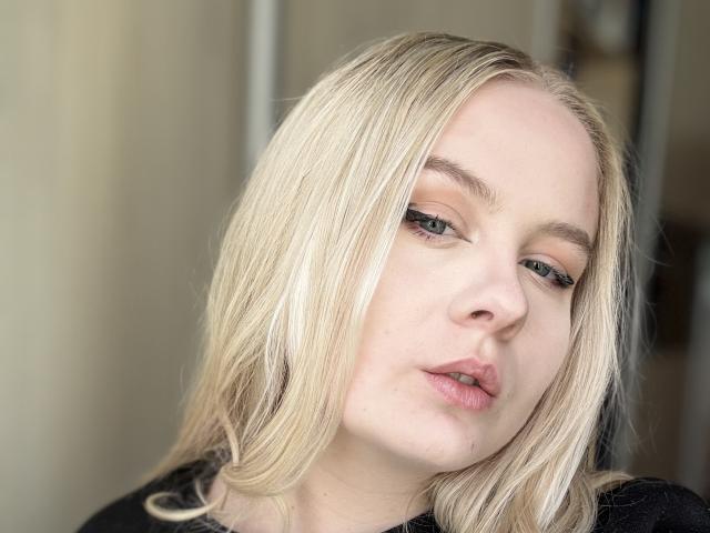 KittyAimee - Live porn &amp; sex cam - 25710789