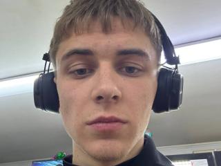 FranckyHotX - Live porn &amp; sex cam - 25717509