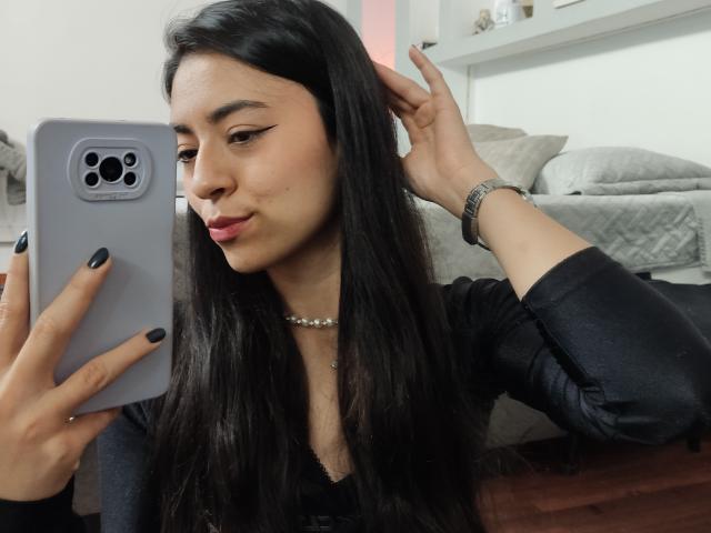 CanelleGarces - Live porn &amp; sex cam - 25718521