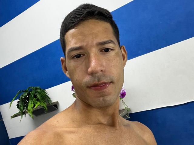 ManoloCardona - Sexe cam en vivo - 25721153
