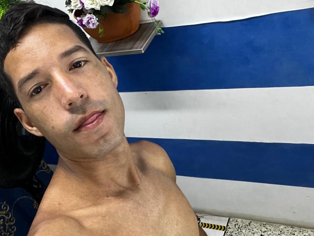 ManoloCardona - Sexe cam en vivo - 25721333