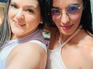 JenniferAndMia - Camera khiêu dâm &amp; quyến rũ trực tiếp - 25723965