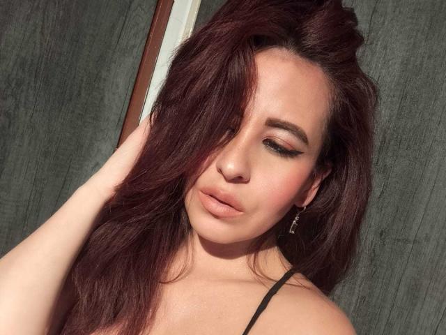 CamileParist - Live porn &amp; sex cam - 25724529