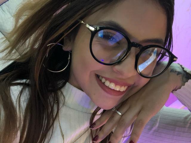 NyraVane - פורנו בשידור חי ומצלמת סקס - 25726425