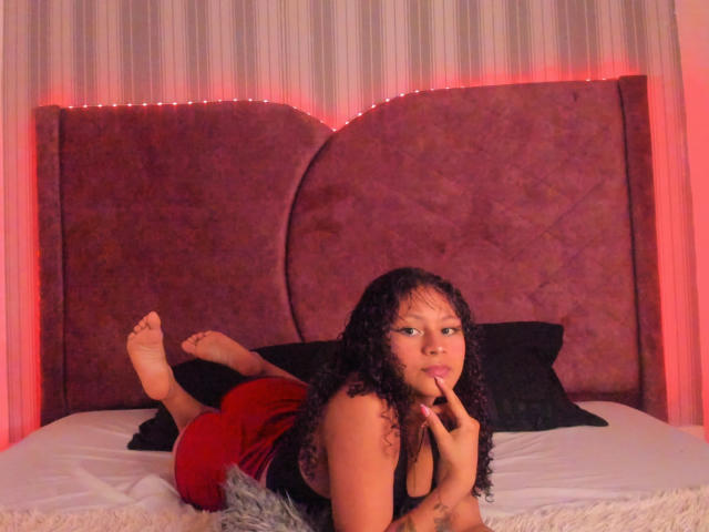 SofiaPassione - Live porn &amp; sex cam - 25726577