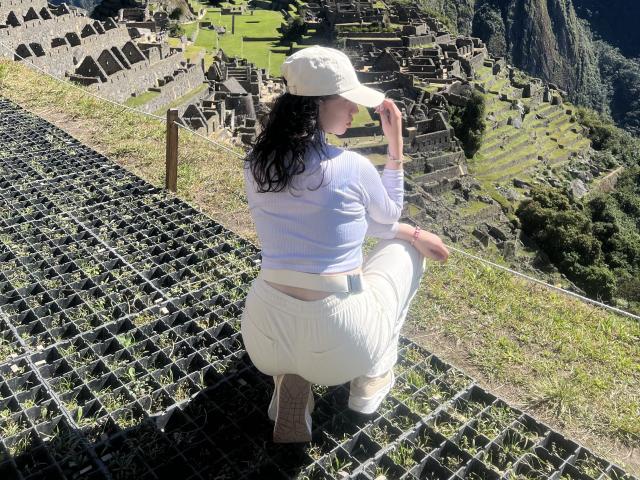 ElizaCanterville - Porno na żywo i seks kamera - 25729209