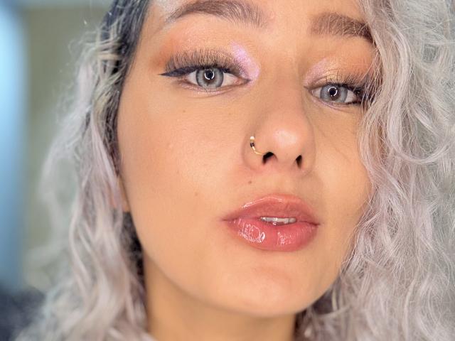 FloraSaenz - Live porn &amp; sex cam - 25729973