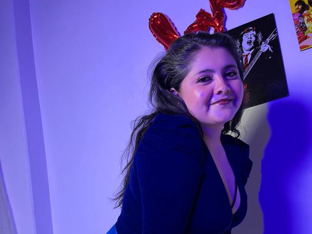 TiffanyAmazing - Sexe cam en vivo - 25731537