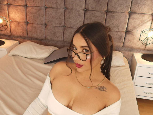 LucyCarson - Sexe cam en vivo - 25732813