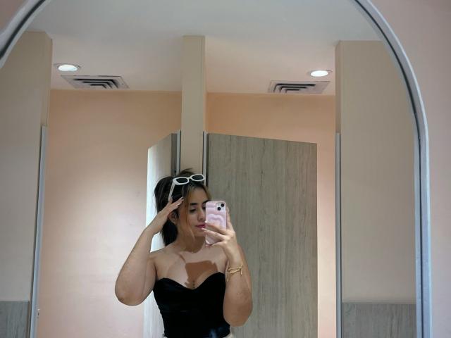 OlivaStellas - Sexe cam en vivo - 25733061