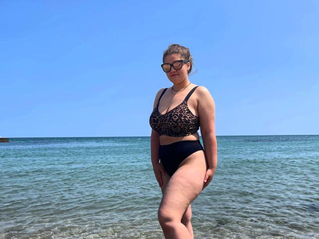 Madrinia - Live porn &amp; sex cam - 25734241